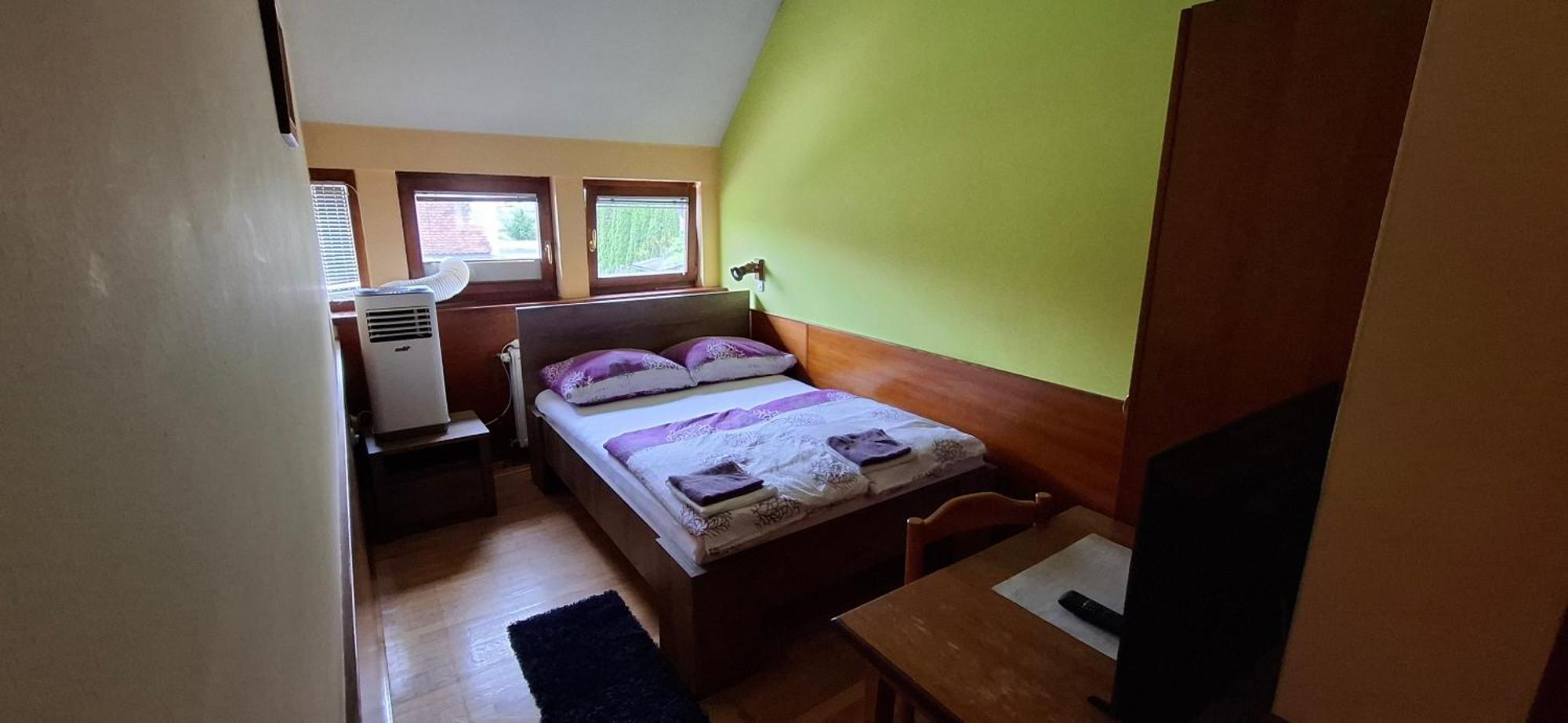 Craft Beer Bar Rooms Varazdin Bagian luar foto
